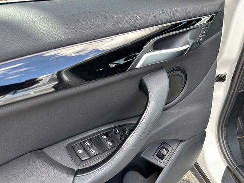 Used 2020 BMW X1 xDrive28i image 8