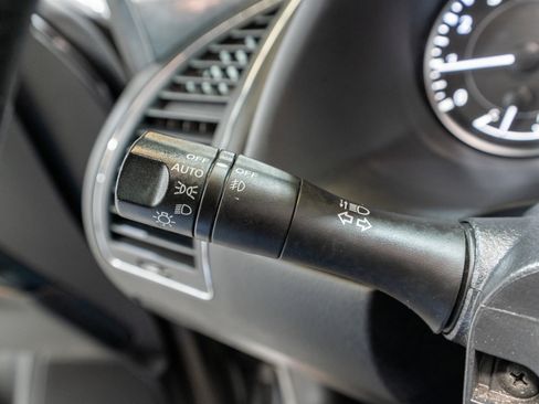 Used 2023 Nissan Armada SL w/ Midnight Edition Package image 31