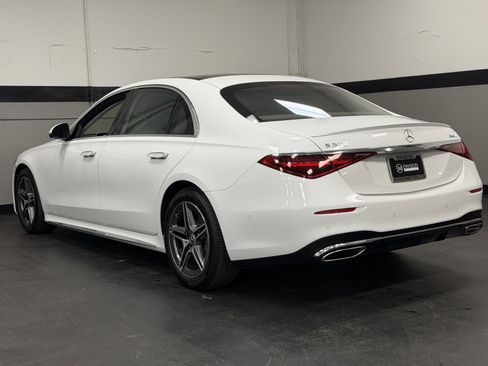 Used 2024 Mercedes-Benz S 580 S 580 image 10