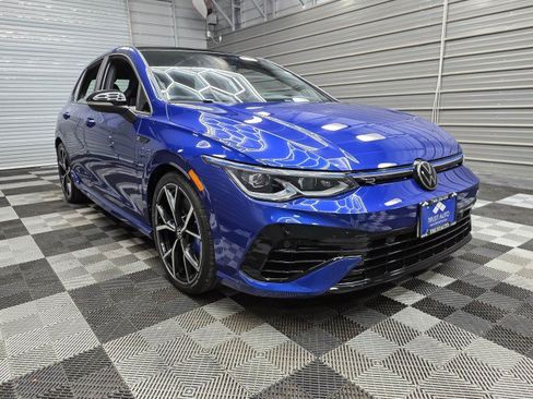 Used 2024 Volkswagen Golf R AWD/4WD image 4