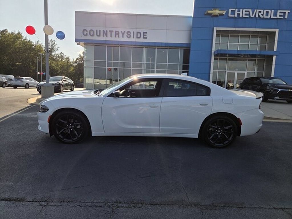 Used 2023 Dodge Charger SXT w/ Blacktop Package RWD image 2