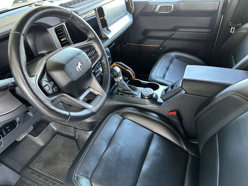 Certified 2024 Ford Bronco Badlands AWD/4WD image 9