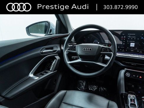 Used 2025 Audi Q5 Premium w/ Convenience Package AWD/4WD image 26