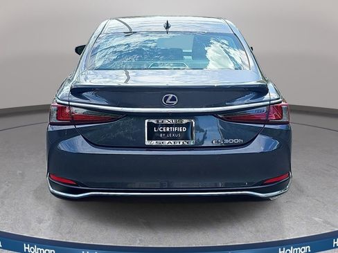 Certified 2022 Lexus ES 300h w/ Premium Package FWD image 6