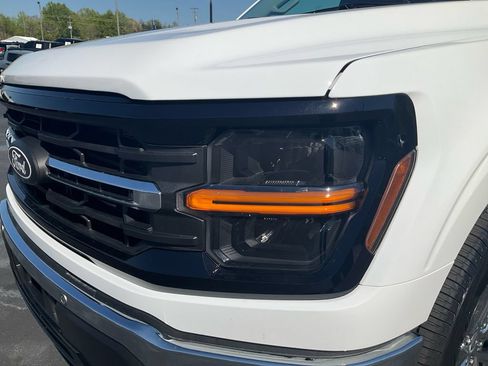 New 2026 Ford F150 XLT w/ Equipment Group 302A MID AWD/4WD image 9
