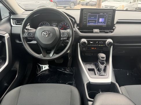 Used 2022 Toyota RAV4 LE image 14