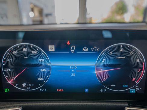 New 2026 Mercedes-Benz GLB 250 4MATIC image 10