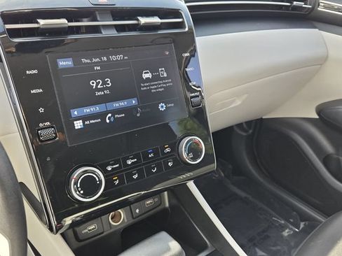Used 2023 Hyundai Tucson SEL FWD image 21