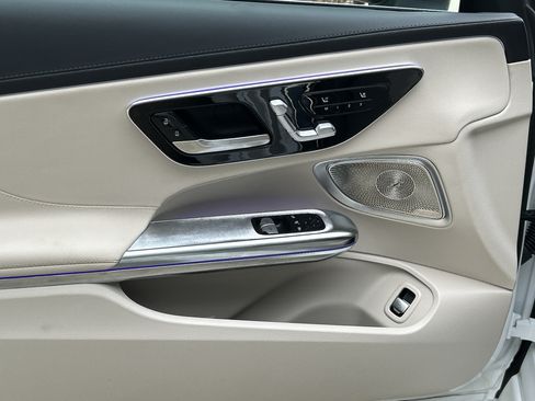 Certified 2024 Mercedes-Benz CLE 300 4MATIC Coupe image 17