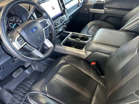 Used 2022 Ford F450 Platinum w/ FX4 Off-Road Package AWD/4WD image 9