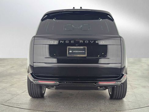 New 2025 Land Rover Range Rover SE image 4