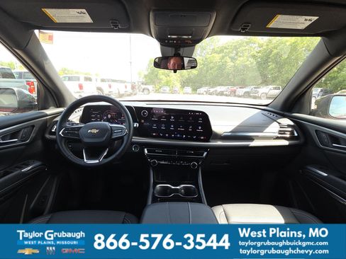 Used 2026 Chevrolet Traverse LT AWD/4WD image 29