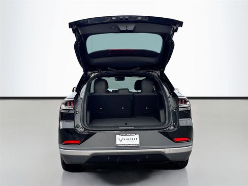 New 2025 VinFast VF 8 Plus image 25