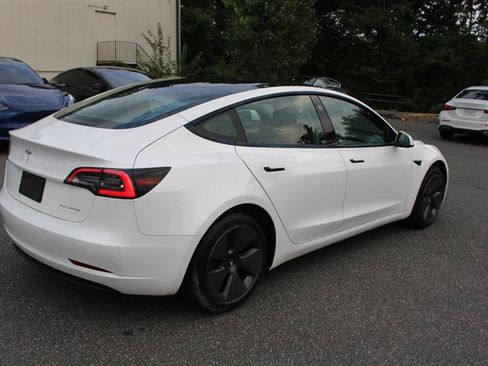 Used 2022 Tesla Model 3 Long Range AWD/4WD image 6