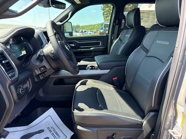 New 2026 RAM 2500 Laramie AWD/4WD image 28