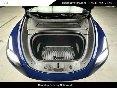 Used 2023 Tesla Model Y Long Range image 41