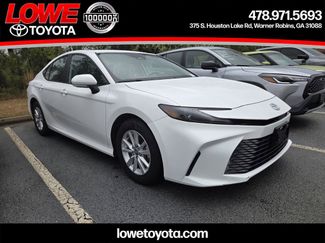 Used 2025 Toyota Camry LE video 1