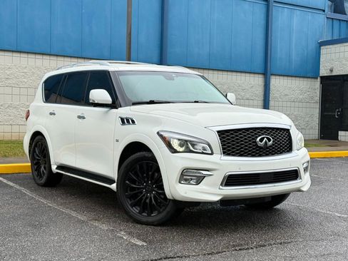 Used 2017 INFINITI QX80 4WD w/ Driver Assistance Package image 3