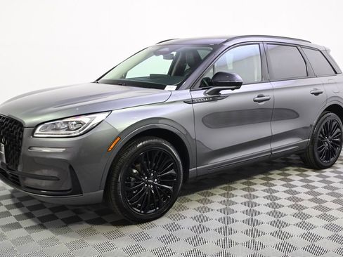 New 2026 Lincoln Corsair Reserve w/ Jet Appearance Package AWD/4WD image 2