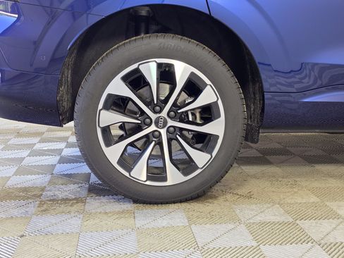 New 2026 Audi Q3 quattro 2.0T AWD/4WD image 25