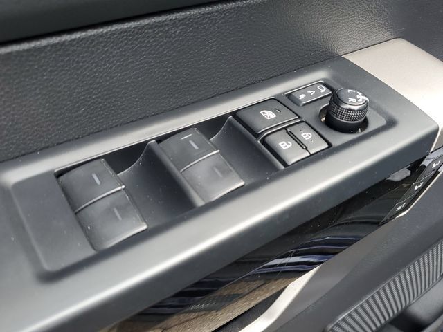 Used 2022 Toyota Tundra Limited AWD/4WD image 21