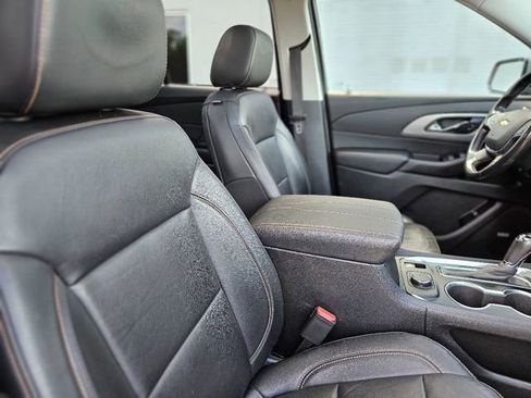 Used 2019 Chevrolet Traverse LT w/ LT Premium Package image 15