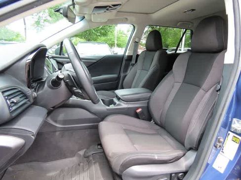 Used 2020 Subaru Outback Premium AWD/4WD image 12