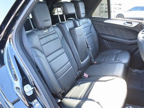 Used 2015 Mercedes-Benz ML 63 AMG 4MATIC image 25