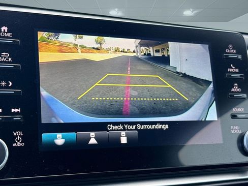 Certified 2022 Honda Accord Sport image 23