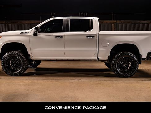 Used 2022 Chevrolet Silverado 1500 LT Trail Boss w/ LT Trail Boss Premium Package image 6