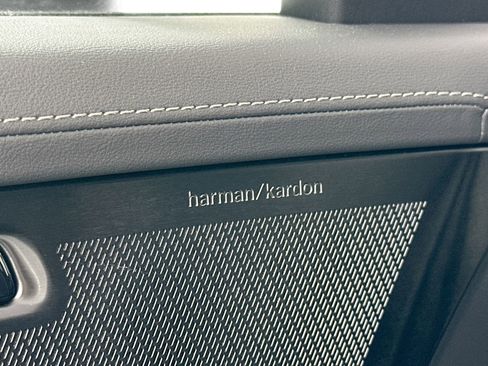 New 2025 Volvo XC90 T8 Ultra w/ Protection Package Premier image 24