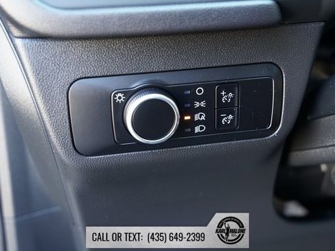 Used 2025 Ford Escape Active image 15