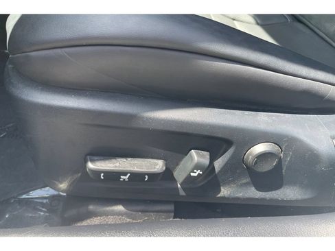 Used 2016 Lexus IS 350 w/ F Sport Package RWD image 13