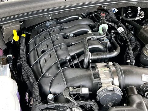 New 2026 Jeep Grand Cherokee L Laredo AWD/4WD image 32