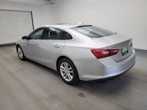 Used 2018 Chevrolet Malibu LT FWD image 3