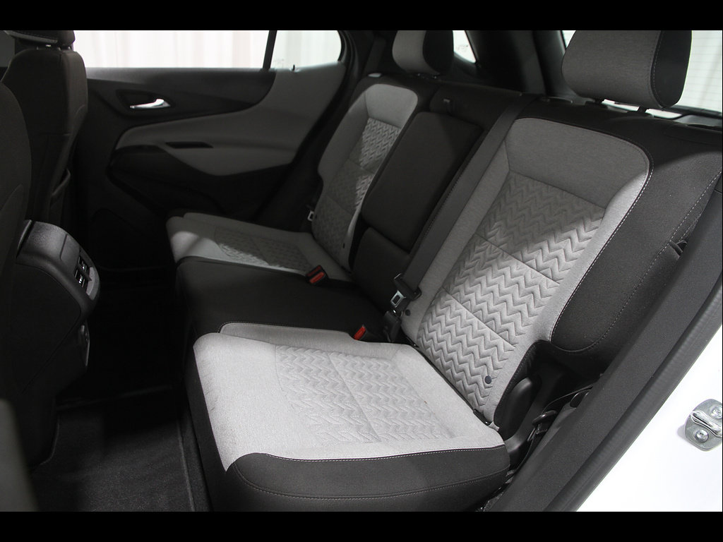 Certified 2024 Chevrolet Equinox LS AWD/4WD image 18