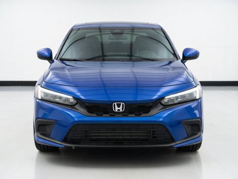 Used 2022 Honda Civic Sport Touring image 2