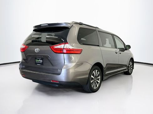Used 2019 Toyota Sienna XLE w/ XLE Navigation Package AWD/4WD image 9