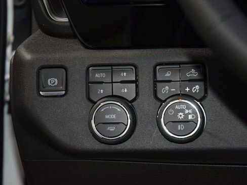 New 2025 Chevrolet Silverado 1500 RST AWD/4WD image 40
