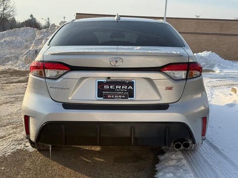 Used 2024 Toyota Corolla SE image 4