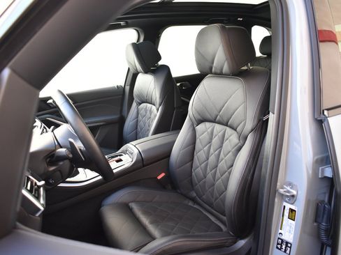 Used 2026 BMW X5 xDrive40i AWD/4WD image 14