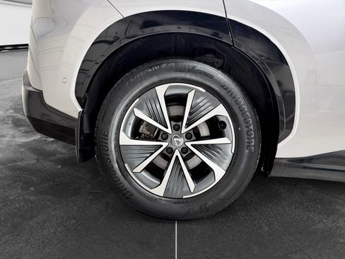Used 2023 Lexus RZ 450e Premium w/ Technology Package AWD/4WD image 33