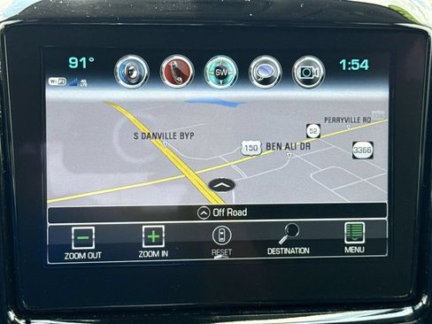 Used 2019 Chevrolet Traverse LT w/ LT Premium Package AWD/4WD image 23