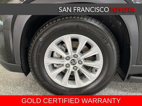 Certified 2024 Toyota Grand Highlander AWD image 9