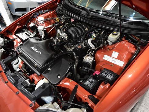 Used 2002 Chevrolet Camaro Z28 w/ SS Performance/Appearance Pkg RWD image 42