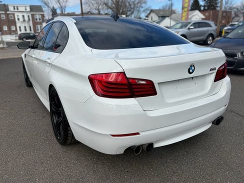 Used 2016 BMW M5 RWD image 5