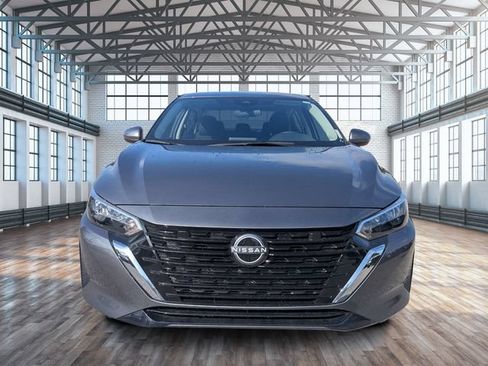 Used 2025 Nissan Sentra S FWD image 9