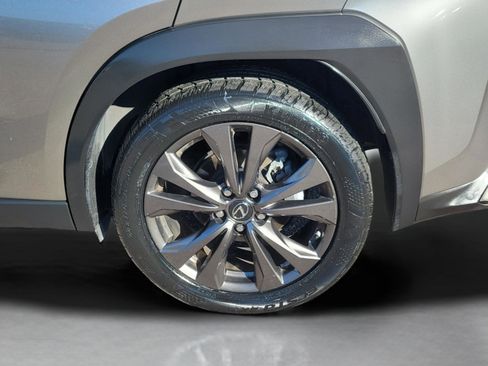 Used 2019 Lexus UX 200 F Sport w/ F Sport Premium Package image 6