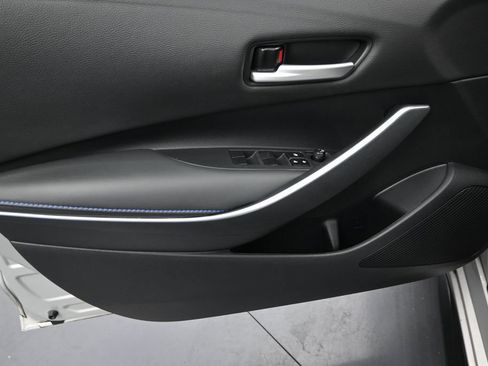 Used 2022 Toyota Corolla SE FWD image 11