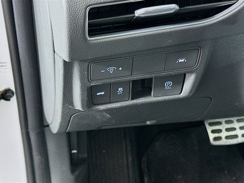 Used 2023 Hyundai Sonata SEL Plus image 17